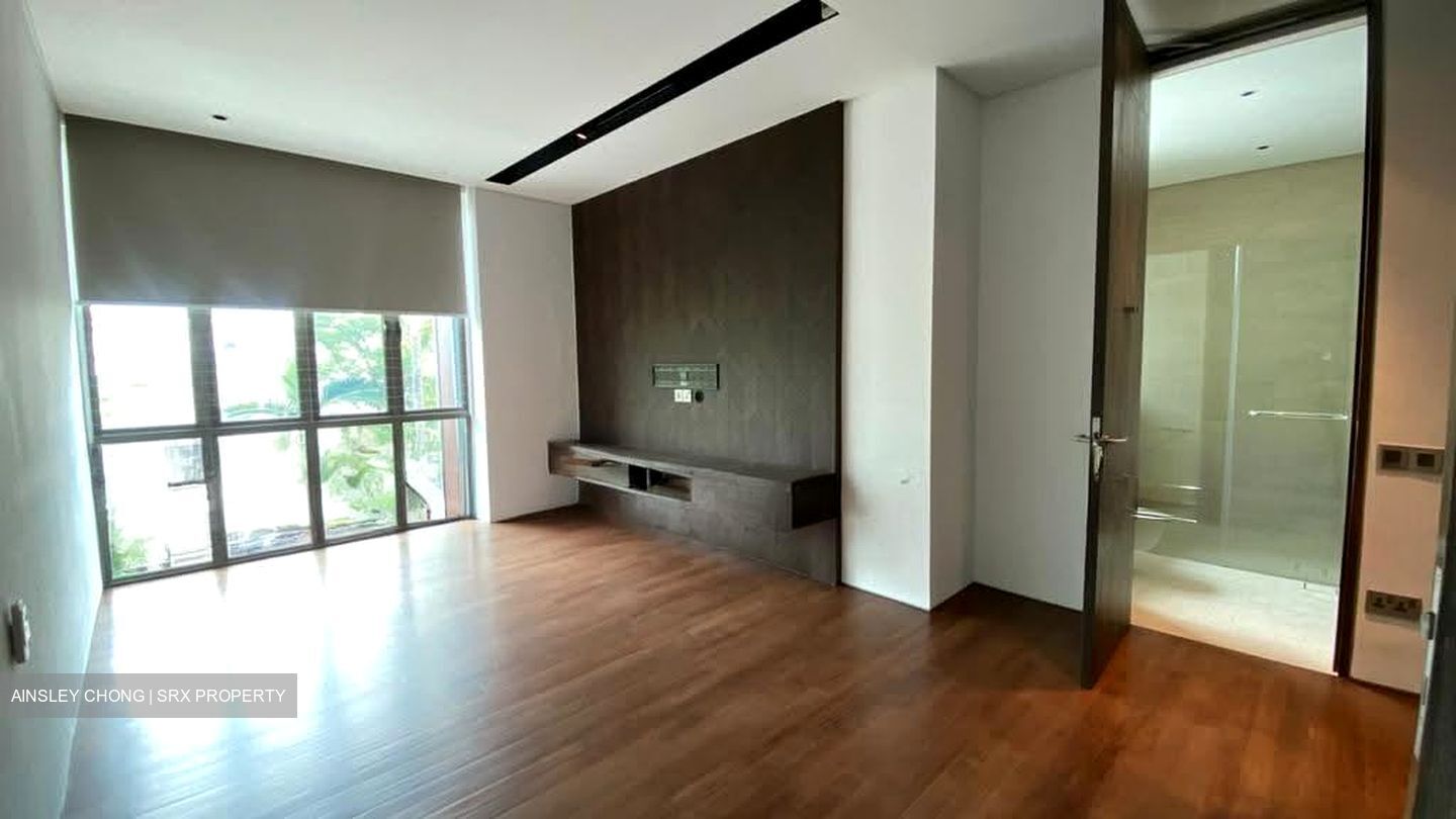 Lucky Hills (D16), Terrace #631102851